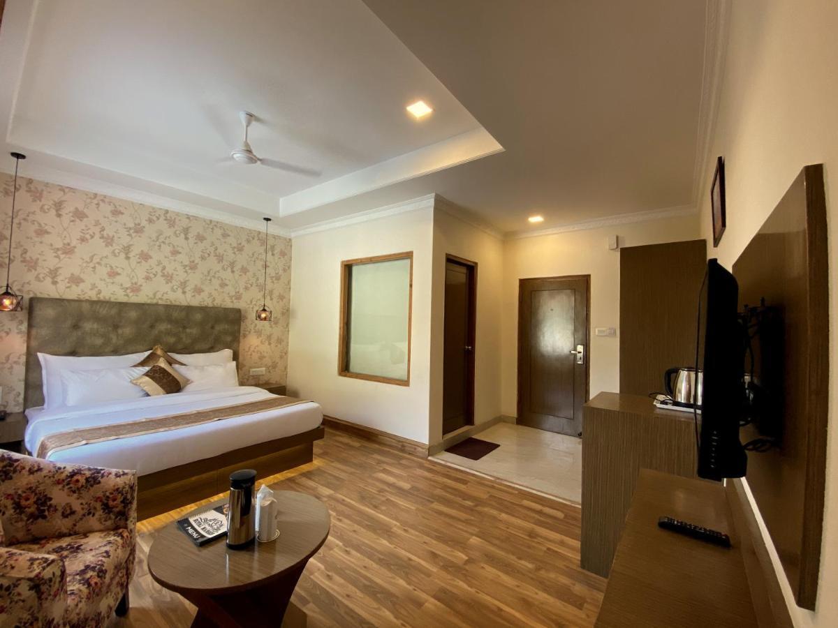 Royal Mansion Hotell Kulu Eksteriør bilde
